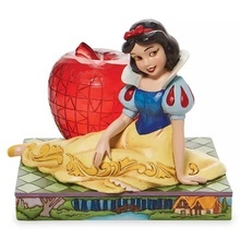 Figura Disney Blancanieves y los Siete Enanitos con Manzana